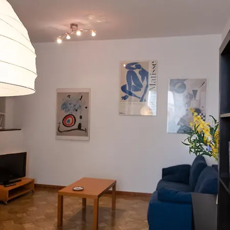 2 In Centro A Διαμέρισμα *